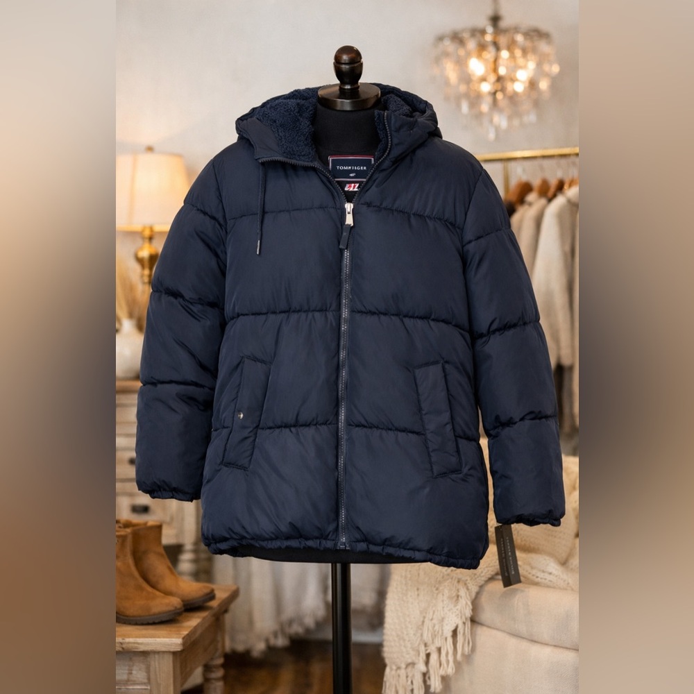 Tommy Hilfiger Men’s Hooded Puffer Jacket Navy Small NWT Winter Coat